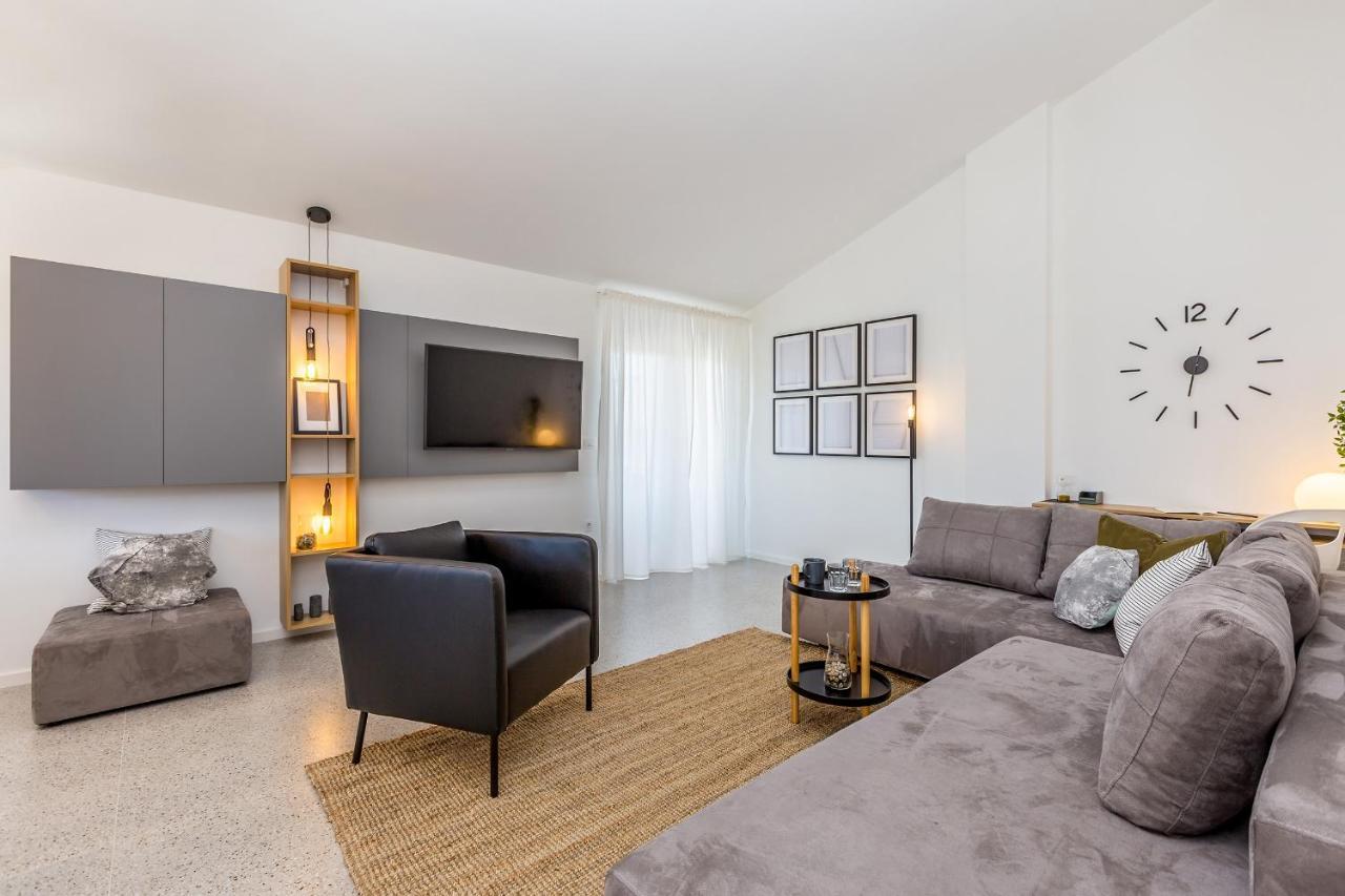 Apartment Laurus Salatić Εξωτερικό φωτογραφία